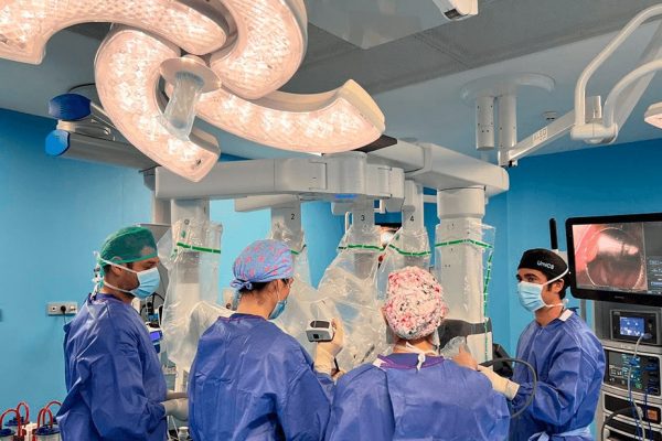 Cirugía pulmonar robótica en IMED Valencia